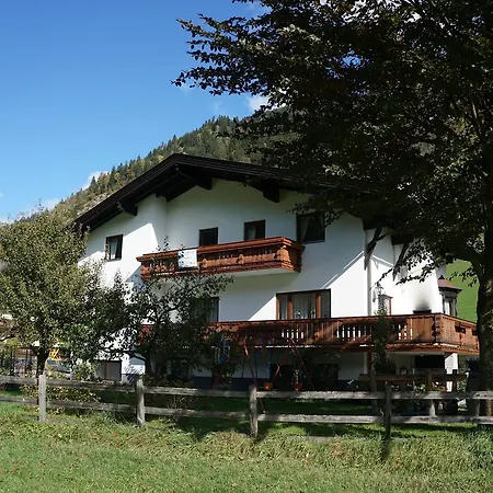 Fruehstueckpension Larson *