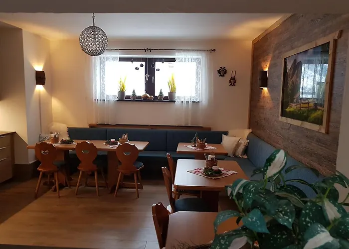 Fruehstueckpension Larson 4*